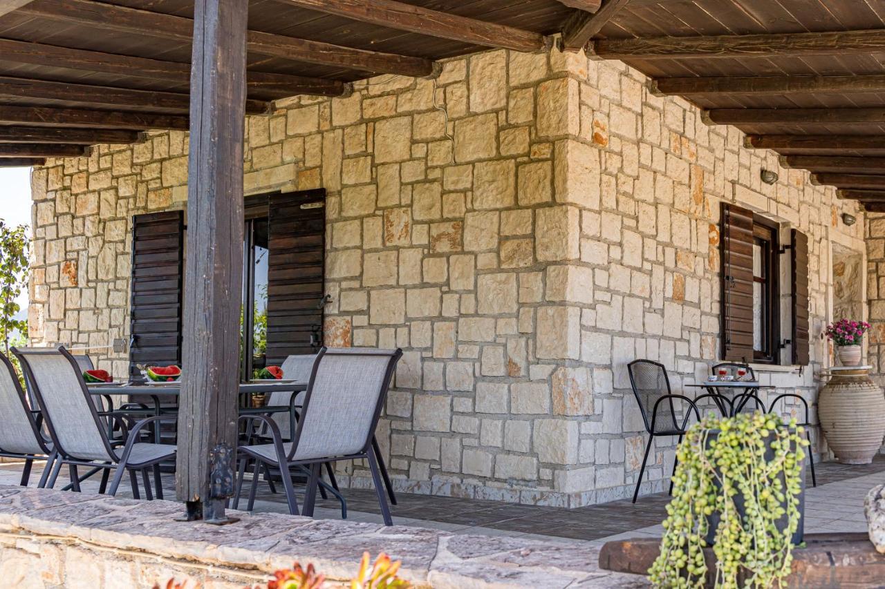 Varta Village - Elea House Kalipádhon エクステリア 写真